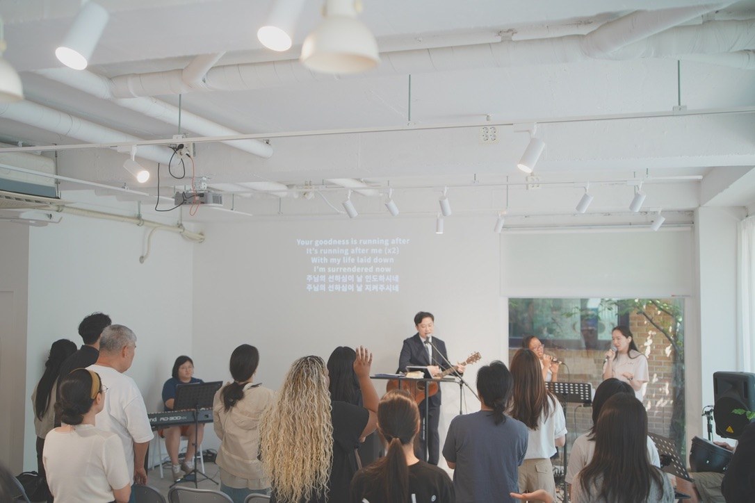 Worship as one family