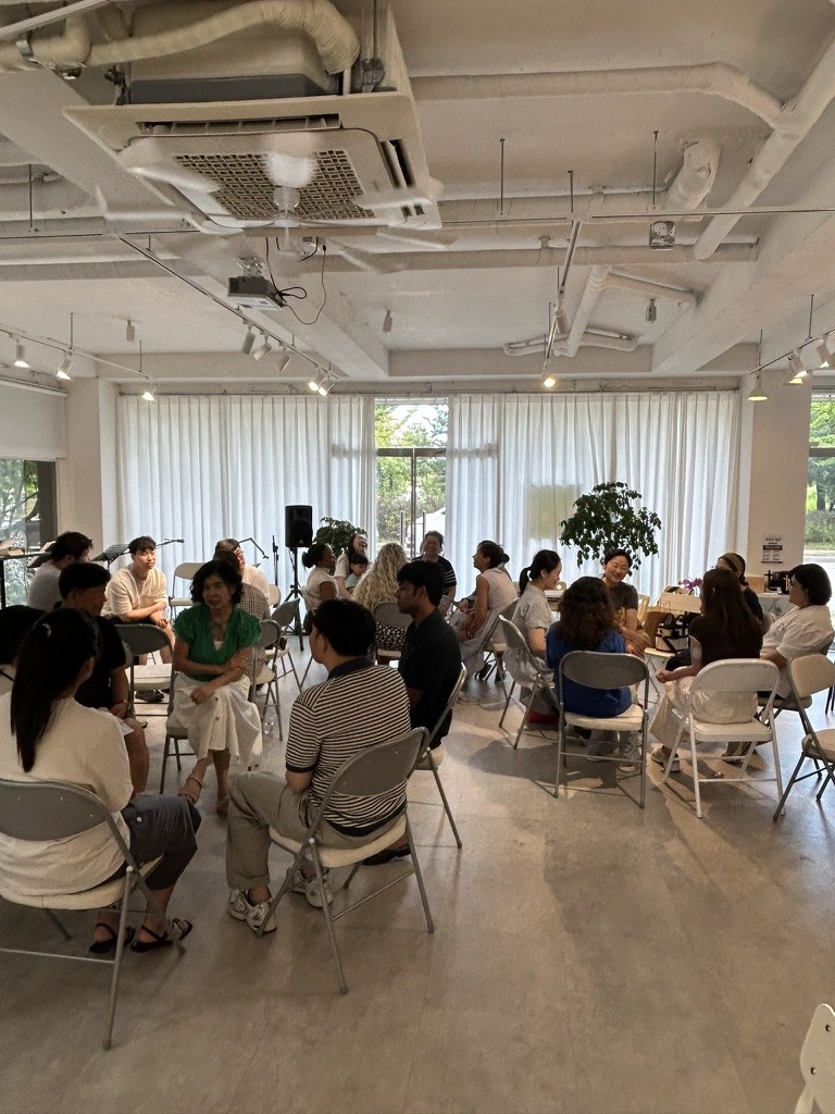 Bridge community sharing life